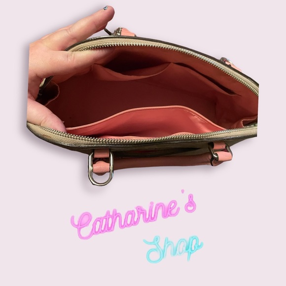 Coach Purse - Picture 6 of 9